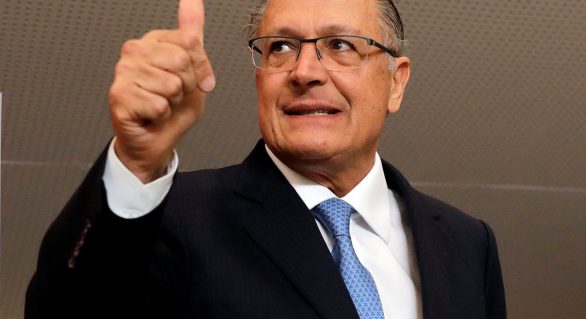Alckmin sobre governo Bolsonaro: “PT de ponta-cabeça”