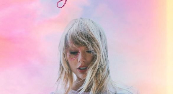 Taylor Swift anuncia álbum, Lover, e revela single, “You Need to Calm Down”