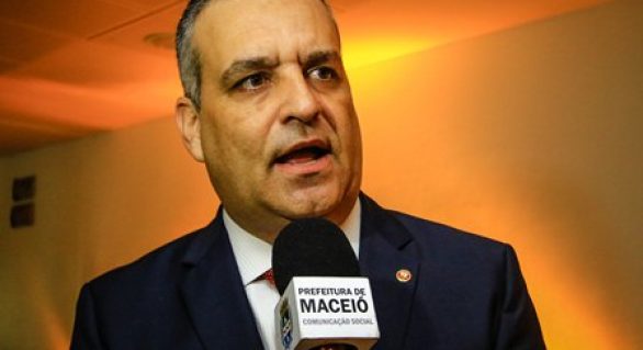 Se improbidade for comprovada, prefeito e auditor merece cadeia, diz Alfredo Gaspar