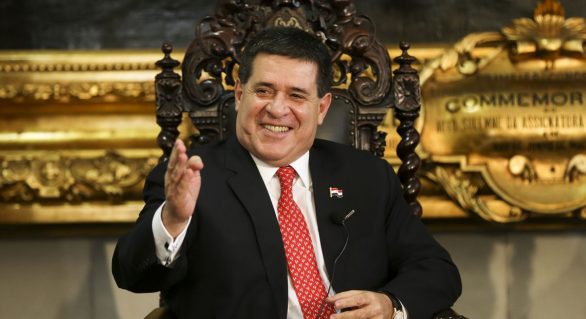 Justiça decreta prisão do ex-presidente do Paraguai Horacio Cartes