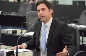 Isnaldo Bulhões pede celeridade na análise de projeto da venda direta de etanol