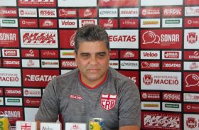 Marcelo Cabo aponta dois fatores para goleada sofrida pelo CRB em Cuiabá
