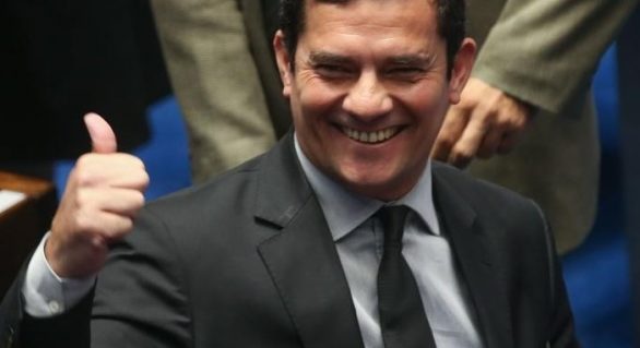 Moro recebe 53% de aprovação dos brasileiros, aponta Datafolha