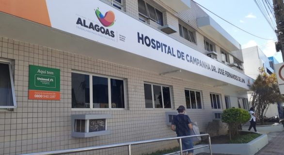 Pacientes do Hospital de Campanha de Arapiraca interagem com familiares através da tecnologia