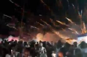 Explosão de fogos de artifício durante carreata deixa 24 fiéis feridos