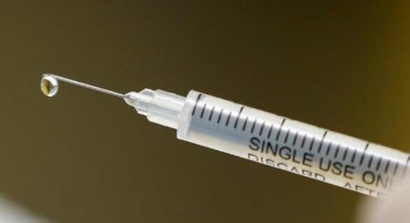 Vacina: prefeituras vão levantar estoques de seringas