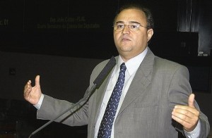 Ministro dos Transportes garante a João Caldas conclusão da BR-416