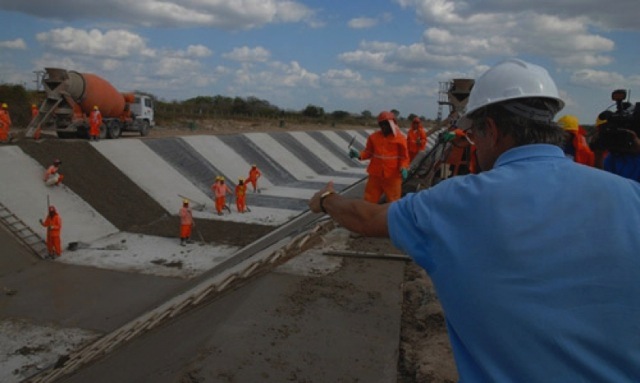 Governo Federal assegura recurso até o km 163 do Canal do Sertão