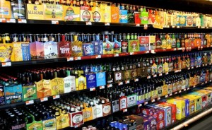 Pesquisa revela alta nos preços de bebidas e acessórios para o carnaval
