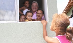 Programa de reconstrução entrega conjunto habitacional em interior de Alagoas
