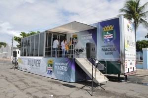 Carreta da Mulher realiza mais de dois mil exames na capital alagoana