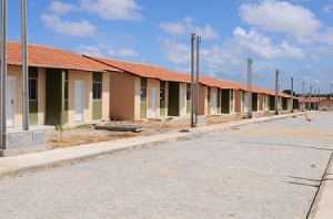 Seinfra convoca 200 famílias para receber casas no José Aprígio