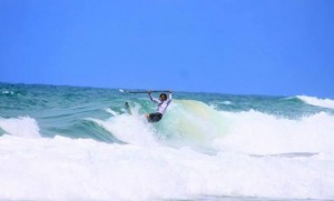 Mundial de SUP Wave de surfe termina nesta terça-feira