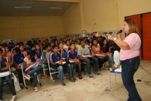 Educação orienta pais e alunos de Coruripe sobre prevenção às drogas