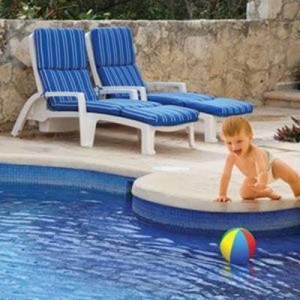 Nas piscinas ocorrem 53% dos óbitos por afogamento de crianças entre 1 e 9 anos