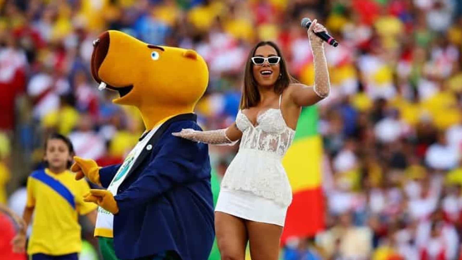 Anitta é criticada no encerramento da Copa América: Chama a Ivete