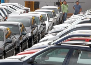 Vendas de veículos acumulam queda de 19,4% no acumulado de 2015
