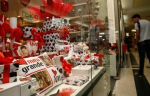 Procon de Alagoas divulga preço de produtos para o Dia dos Namorados