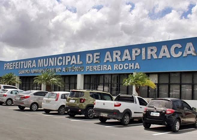 Prefeitura de Arapiraca vai apurar conduta de servidores que solicitaram auxílio emergencial indevidamente