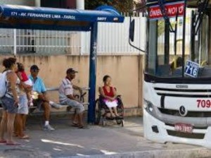 Passagem de ônibus tem aumento de 10% em Maceió