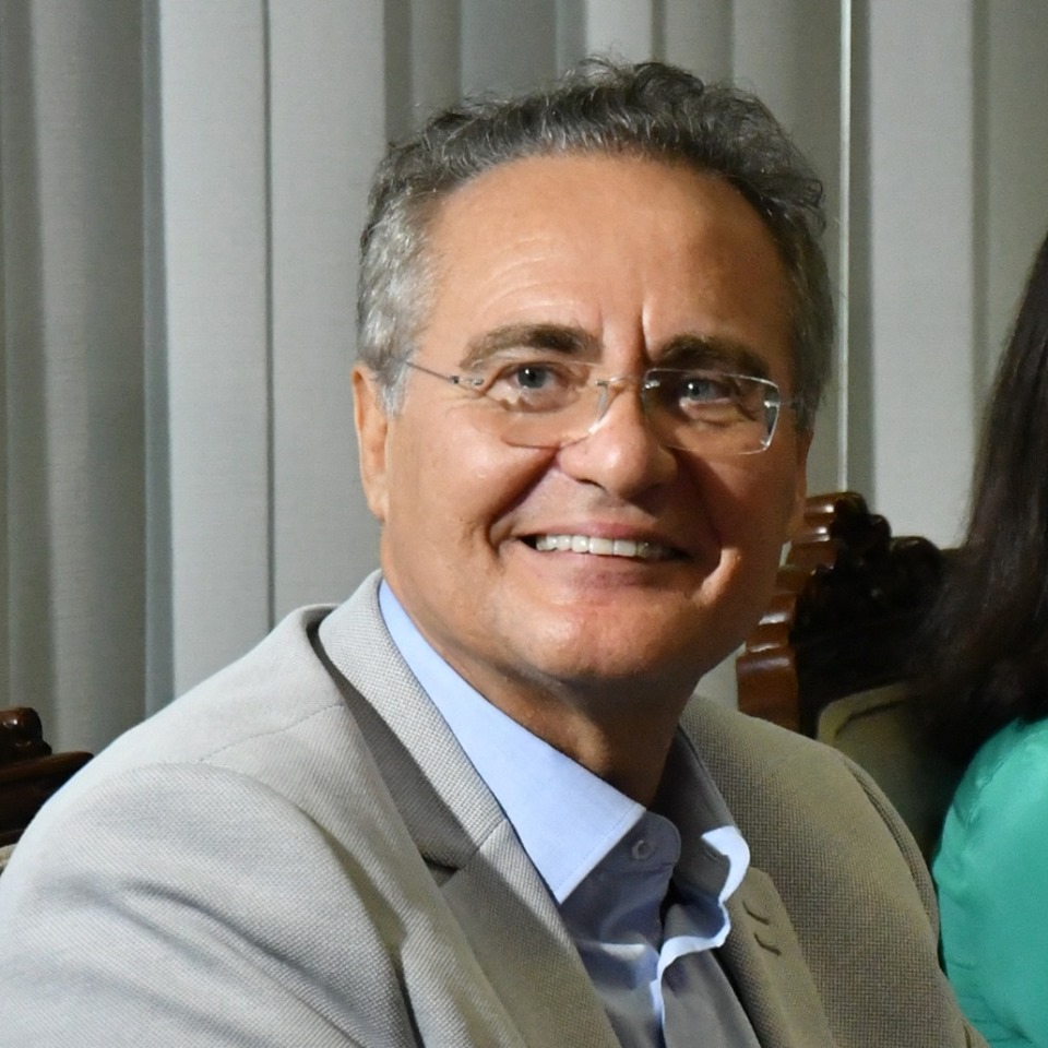 O Senado não permitirá que o presidente Bolsonaro governe por decretos, diz Calheiros
