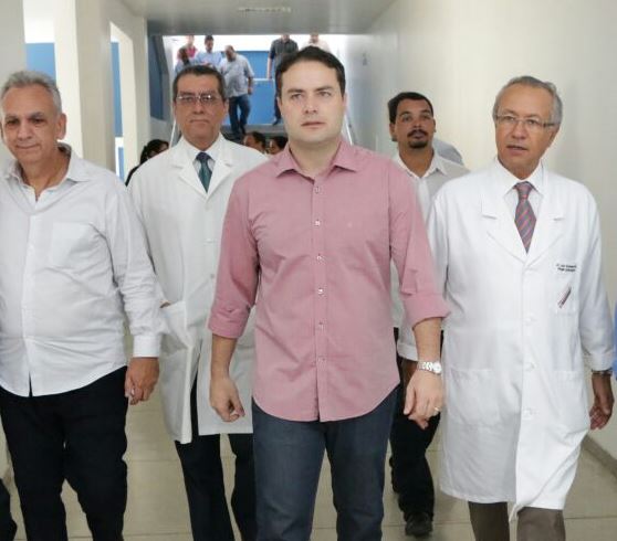 Hospital do Açúcar recebe visita do deputado federal Renan Filho