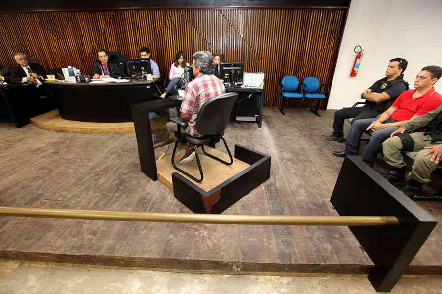 Juiz dá início a audiência de instrução do caso Guilherme Brandão