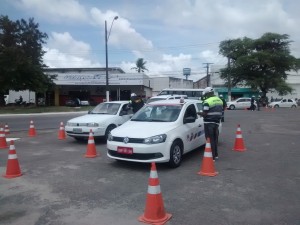 SMTT notifica 60 taxistas irregulares durante operação