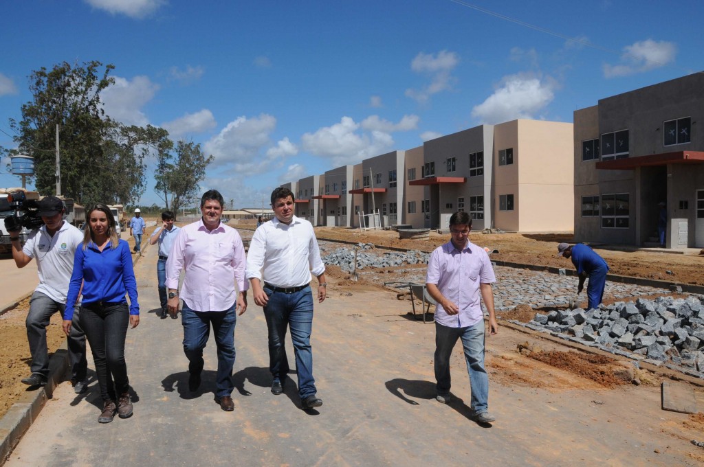 Vice-prefeito aposta em obras para garantir reeleição de Rui Palmeira