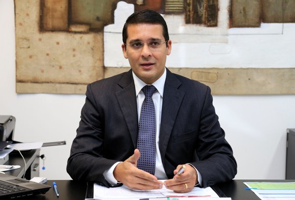 Christian Teixeira diverge de servidores: ‘reajuste do IPCA não é lei em Alagoas’