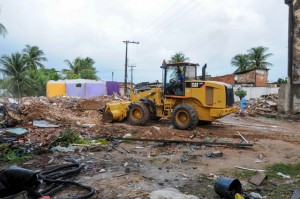 Operação de reintegração de posse continua em Jaraguá