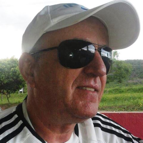 Senador Renan Calheiros lamenta morte do pecuarista Maxwell Faustino Rocha