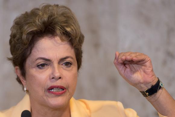 Dilma fixa em R$ 880 valor do salário mínimo a partir de janeiro