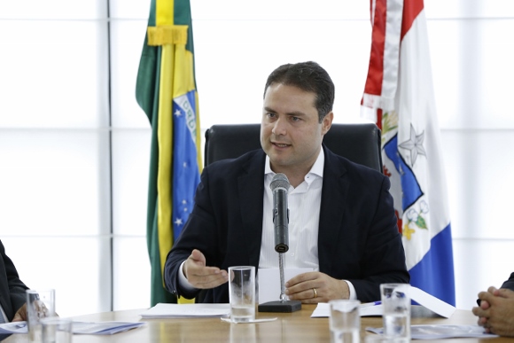 Renan Filho anuncia convocação da reserva técnica da PM, na segunda-feira