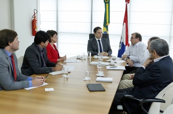 Governador assina decreto para instalação de mais uma empresa em Alagoas