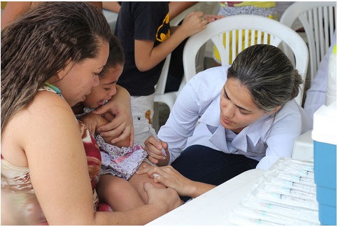 SMS orienta sobre vacinação de sarampo para crianças