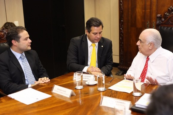 Ministério dos Transportes se compromete com obras em Alagoas