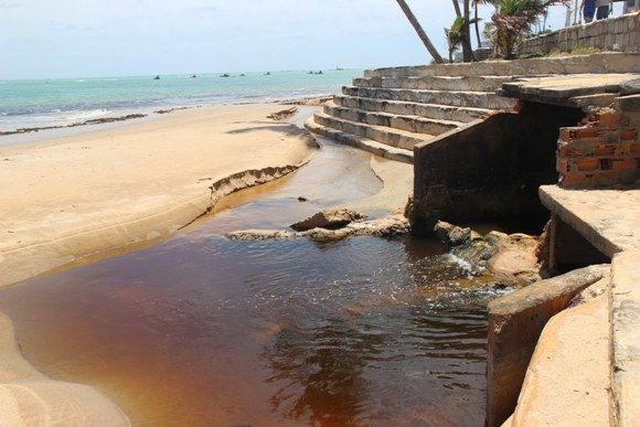 IMA esclarece sobre medidas para coibir contaminação das praias de Maceió