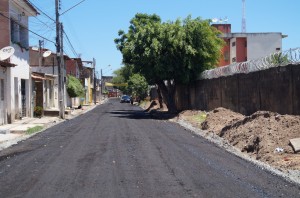 Prefeitura finaliza obras de pavimentação na Jatiúca