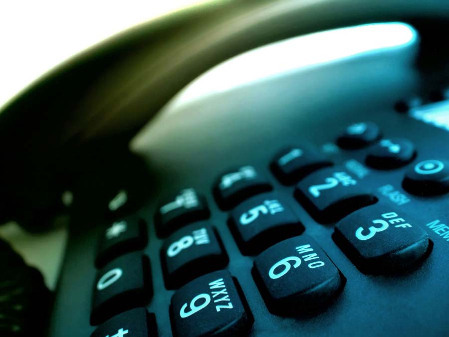 Governo federal pretende acabar com concessões de telefonia fixa