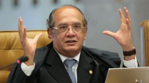Ação para cassar Dilma no TSE pode ficar para 2017, diz Gilmar Mendes