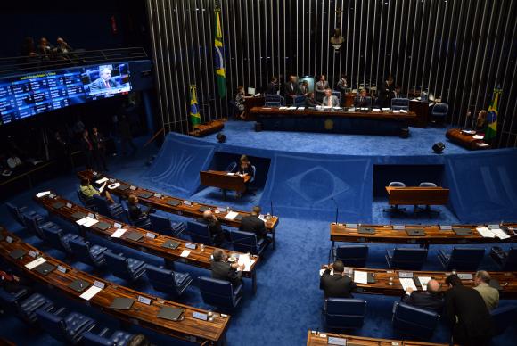 Semana no Senado tem defesa de Dilma e sabatina de indicado ao BC