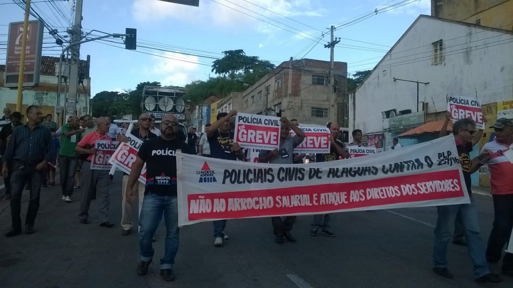 TJ/ AL determina suspensão da greve dos policiais civis