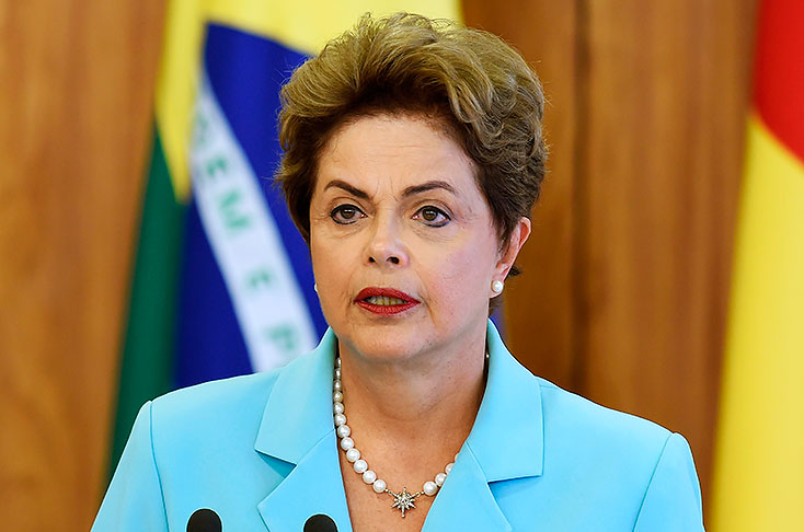 Dilma decide ir ao Senado para apresentar defesa em processo
