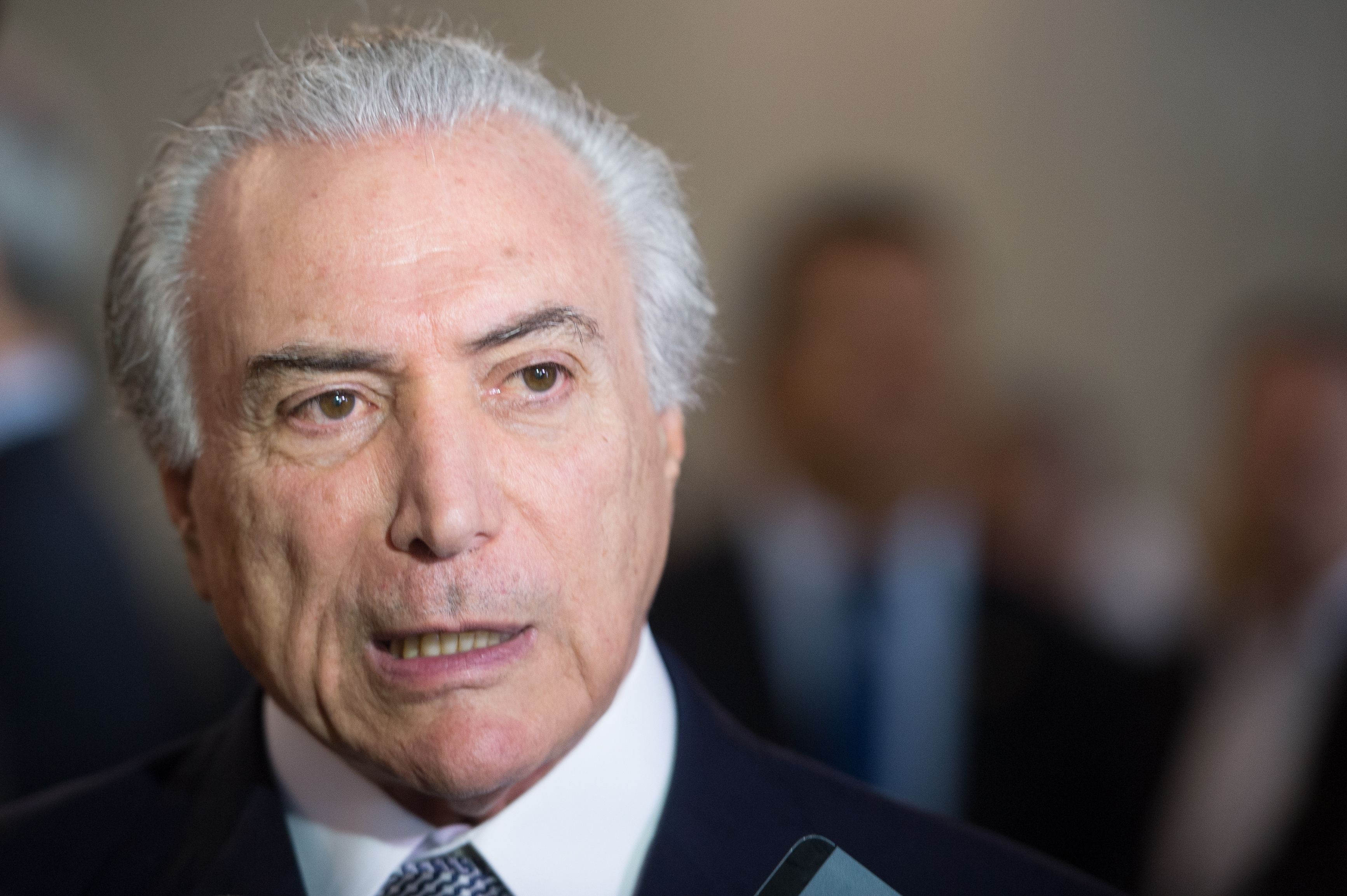 Governo Temer é reprovado por 39% dos brasileiros