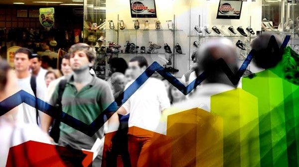 Movimento de consumidores nas lojas cai 1,2% em outubro