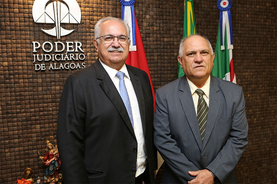 Em reunião com Praxedes, prefeito de Arapiraca reafirma parceria com o TJ