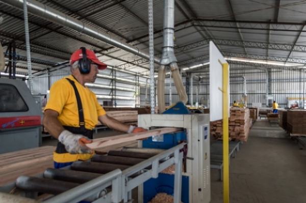 Alagoas conta com registro de 1.575 constituições empresariais em abril