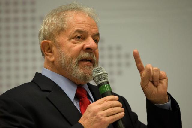 Moro determina que PF devolva iPads dos netos do ex-presidente Lula