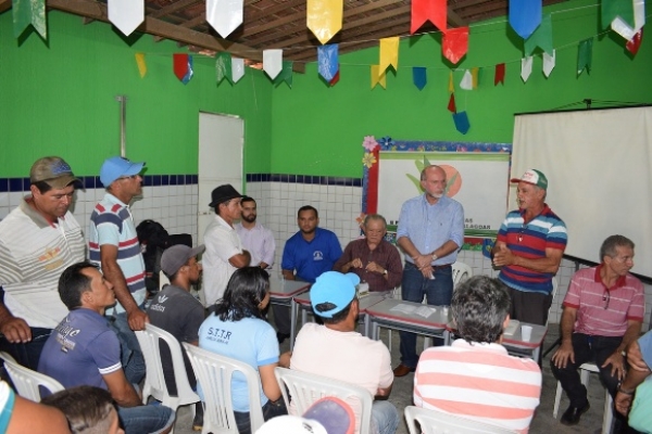 Agricutura Familiar: Iteral dialoga com assentados do município de Igreja Nova